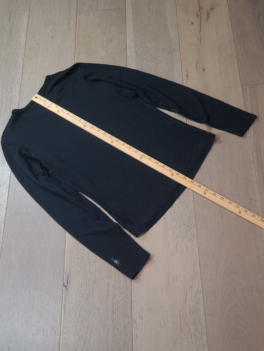 Smartwool Base Layer Women's sz M Black Merino Wool V-neck Long Sleeve - Picture 10 of 10